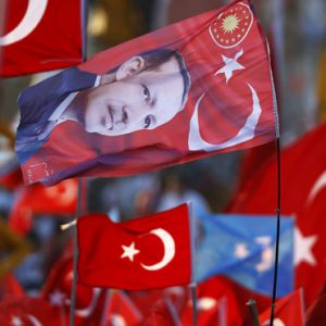 آلاف الأتراك في ألمانيا يجتمعون لدعم التحول إلى النظام الرئاسي في تركيا