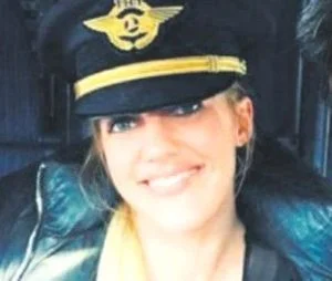 “السلطانة هيام” التركية توقع قائد طائرة ومساعده في ورطة