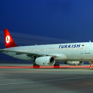تقليص الرحلات بمطار “صبيحة غوكتشن” في إسطنبول بسبب الضباب