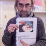 فنان تركي يَخطُّ 25 لوحة على نصف حبة عدس 37