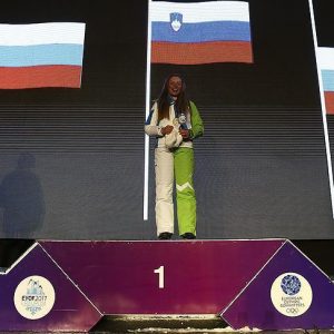 توزيع ميداليات اليوم الأول من المهرجان الشتوي الأولمبي لشباب أوروبا