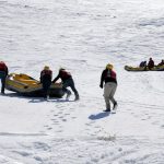 بالصور..تعرف على رياضة التجديف على الثلج التي تجذب الرياضيين في تركيا 5