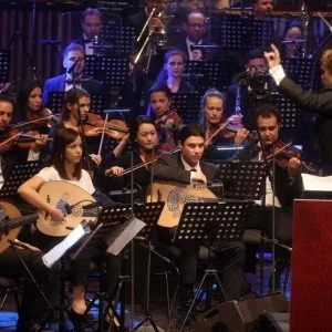 بمشاركة تركية .. قطر تستضيف 14 من أبرز عازفي وصنّاع العود في العالم