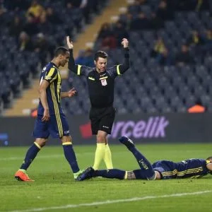 فنربهتشه يتلقى صفعة قوية من قونيا سبور و يتجمد رصيده في الدوري التركي