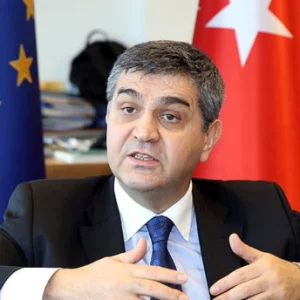 المفوضية الأوروبية تستدعي ممثل تركيا لدى الاتحاد بشأن تصريحات أردوغان