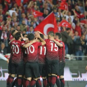 المنتخب التركي يفوز على فنلندا في تصفيات التأهل لكأس العالم