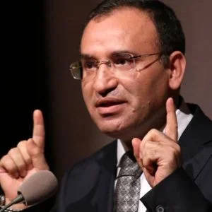 احتجاجاً على قرارات السلطات الألمانية.. وزير العدل التركي يلغي لقاءً مع نظيره الألماني