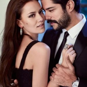 شاهد.. التركيان بالي بك وفريحة يحتفلان بخطبتهما بحفل عائلي 6 شاهد.. التركيان بالي بك وفريحة يحتفلان بخطبتهما بحفل عائلي 5