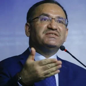 أنقرة تستدعي السفير الألماني لديها