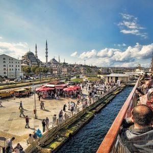 أمين أونو.. ميناء اسطنبول الذي حافظ على هويته منذ العهد العثماني