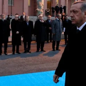 أردوغان يطبق اليوم أول قرارات التعديلات الدستورية