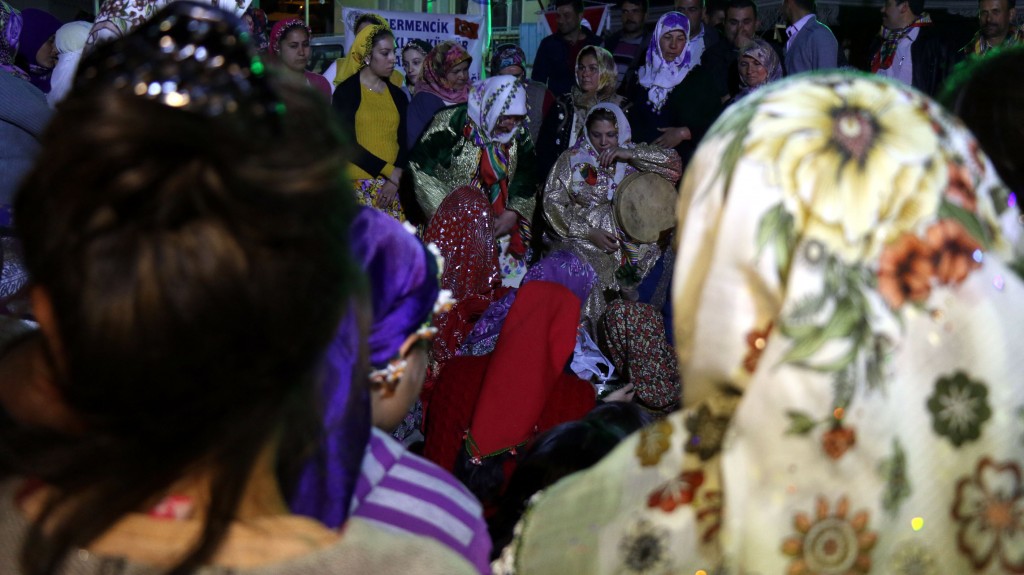 بالصور.. "ليلة الحناء" عند الاتراك 18 بالصور.. "ليلة الحناء" عند الاتراك 17