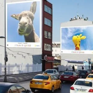 “ابل” تنشر رسالة تهنئة باللغة التركية بمناسبة عيد الطفل