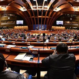 اوروبا تقرر بدء “عملية مراقبة ورصد سياسي” لتركيا والاخيرة تعتبره قرار “جائر”