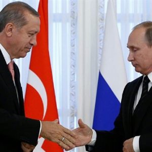 بوتين يهنئ أردوغان بنتائج الاستفتاء