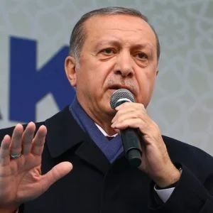 هذا ما قاله اردوغان لمن رفعوا علماً ثان في كركوك العراقية