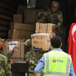 “تيكا” التركية توزع مساعدات على متضرري السيول في كولومبيا