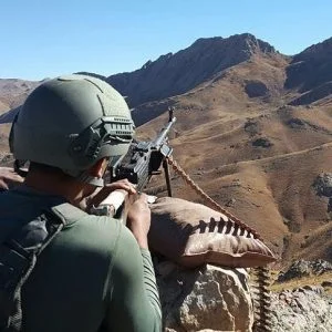 تحييد 35 إرهابي من “بي كا كا” جنوب شرقي تركيا