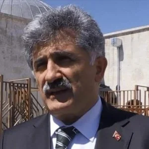 مسؤول تركي: نعمل على تحسين أوضاع مراكز التعليم المؤقتة للسوريين