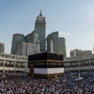 الشمس تتعامد على الكعبة المشرفة أول أيام رمضان