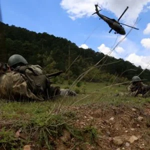 غارة تركية تحيد 3 إرهابيين من ” بي كا كا” شمالي العراق