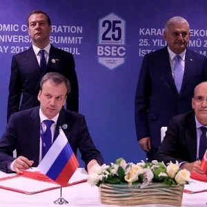 روسيا وتركيا ترفعان العوائق التجارية بينهما