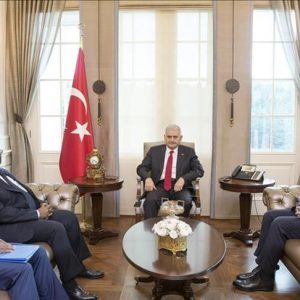 يلدريم يستقبل وزير خارجية الغابون في أنقرة