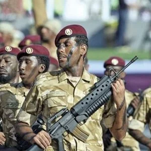 البحرين تطلب من جنود قطريين متمركزين فيها المغادرة