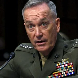 رئيس الأركان الأمريكية يشرح مصير العمليات العسكرية بعد الخلاف مع قطر