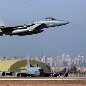 قطر توقع على عرض لشراء طائرات إف-15 بقيمة 12 مليار دولار