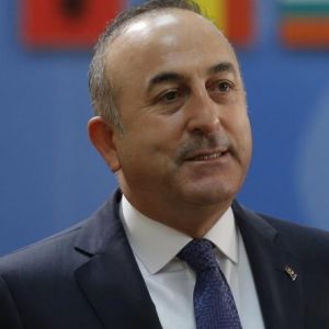 وزير الخارجية التركي يبحث الأزمة الخليجية مع سفيري السعودية والإمارات