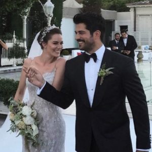 صور وفيديوهات من زفاف الممثلَين التركيين بوراك وفهرية إيفجان 15
