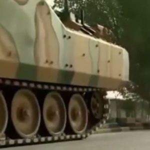 شاهد.. الدبابات التركية تصل الدوحة