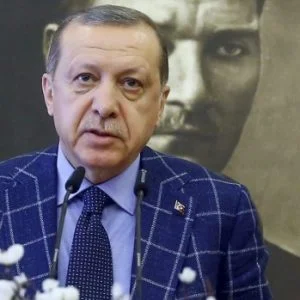 اردوغان يعرب عن تضامنه مع قطر