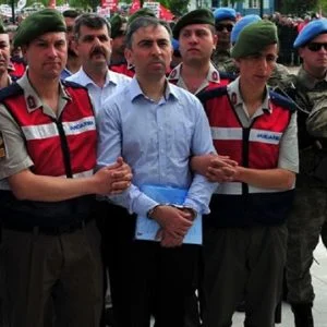 محكمة تركية تقضي بالسجن المؤبد بحق 23 شخصاً على خلفية الانقلاب الفاشل