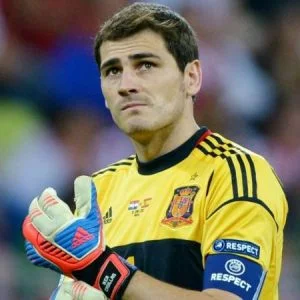 كاسياس يغرد بشأن الازمة الخليجية.. هذا ما قاله