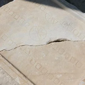 باحثون اتراك يعثرون على قطع “طاولة نرد” من العهد الروماني