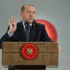 موقع بريطاني: السيسي يدعو لمقاطعة تركيا على غرار قطر