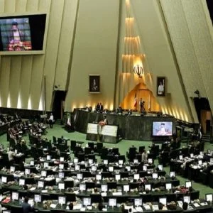 وفد قطري يزور طهران