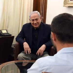 قاتل الأردنيين يهرب من منزله