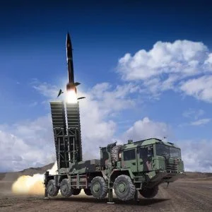 يحمل رؤوس حربية تزن 450 كجم.. صاروخ تركي جديد محلي الصنع يدخل الخدمة