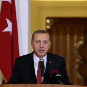 أردوغان: سنغلق قاعدتنا العسكرية إذا طلبت قطر ذلك