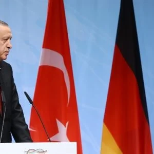 اردوغان: نأمل من السعودية “الكبيرة” ان تتوصل الى حل معقول مع قطر