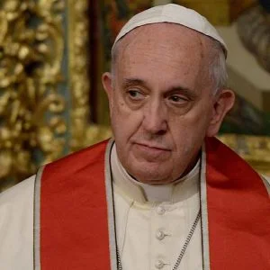 بابا الفاتيكان: أشعر بالحاجة لإطلاق نداء صادر من القلب لضبط النفس والحوار في القدس