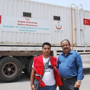 “الهلال الأحمر التركي” يسلّم الصحة اليمنية مستشفيين ميدانيين