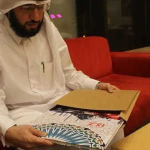 قطري يوثق شهادته لليلة محاولة الانقلاب في كتاب يهديه للشعب التركي