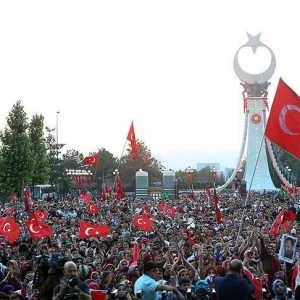 أردوغان يفتتح نصبًا لشهداء المحاولة الانقلابية في أنقرة