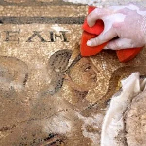اكتشاف فسيفساء حرب طروادة في تركيا