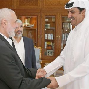 “حماس” لن تتخلى عن “قطر” لصالح “الإمارات” و “مصر”