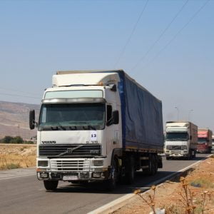 الأمم المتحدة ترسل 19 شاحنة محملة بالمساعدات الإنسانية إلى إدلب